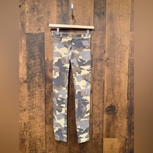 Freddy Camo Print Skinny Pants size XS EUC